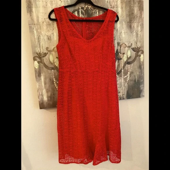 Beautiful NWOT Nanette Lepore Red Lace Midi Dress